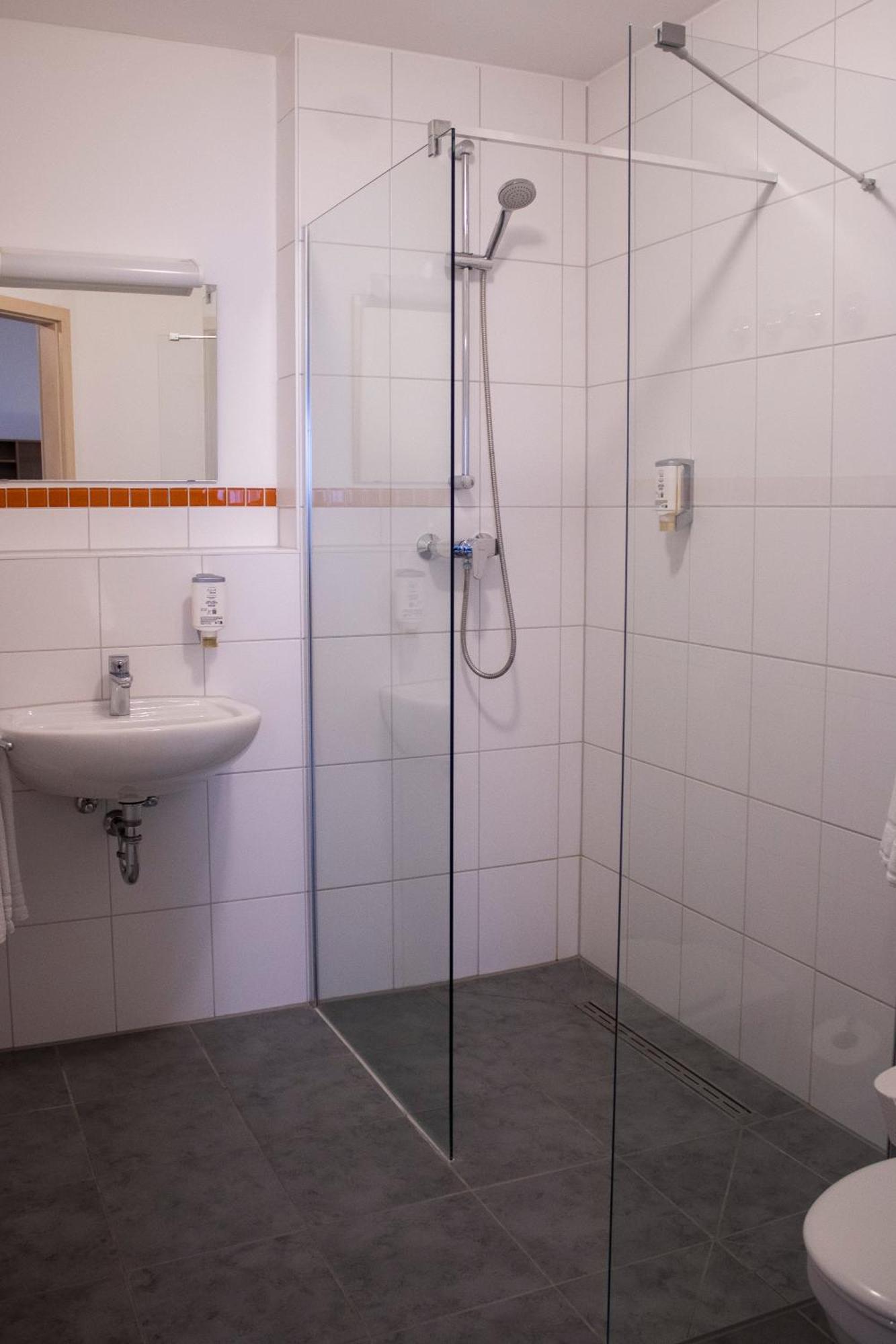Orange Hotel Und Apartments Neu-Ulm Ngoại thất bức ảnh
